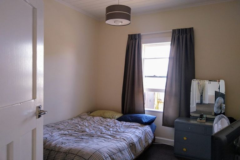 Photo of property in 18 Swiss Avenue, Gonville, Whanganui, 4501