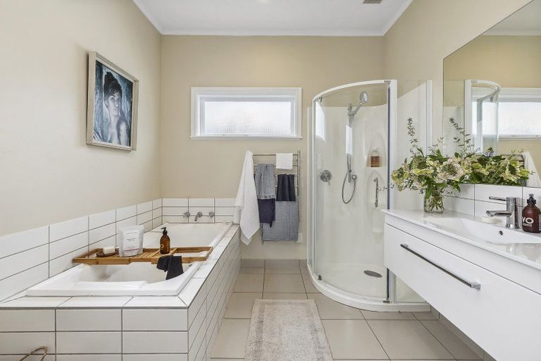 Photo of property in 138 Messines Road, Karori, Wellington, 6012