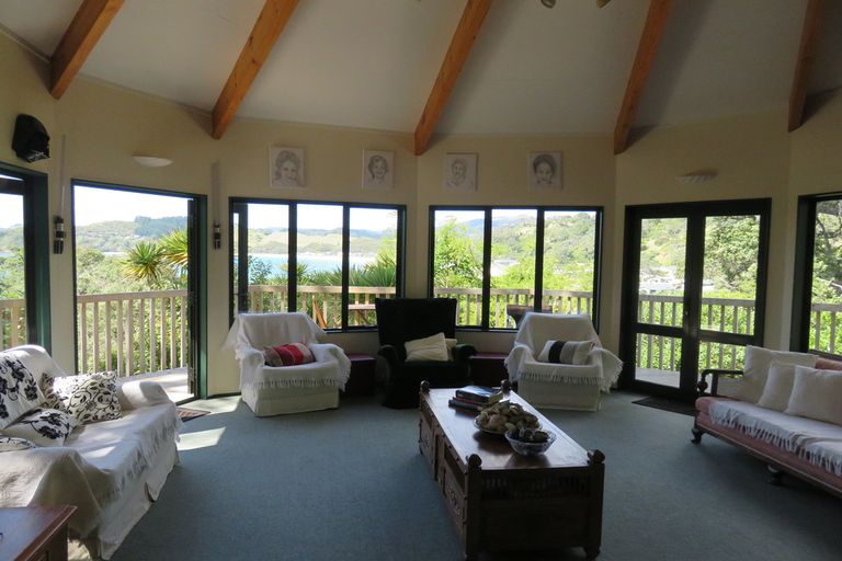 Photo of property in 24 Ohawini Road, Oakura, Hikurangi, 0184