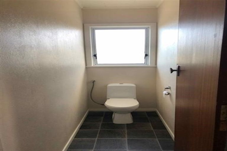 Photo of property in 15 Rochester Street, Tamatea, Napier, 4112