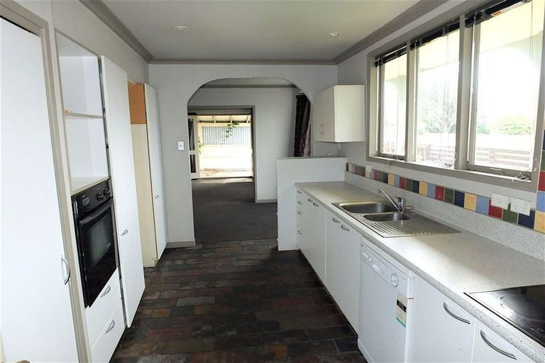 Photo of property in 2/332 Hills Road, Mairehau, Christchurch, 8013