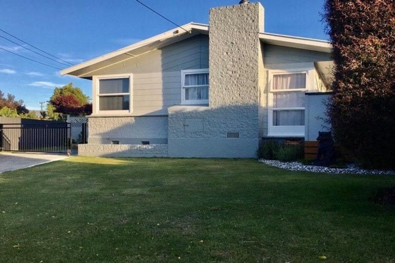 Photo of property in 15 Karina Crescent, Redwoodtown, Blenheim, 7201