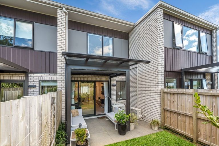 Photo of property in 10b Titoki Street, Te Atatu Peninsula, Auckland, 0610