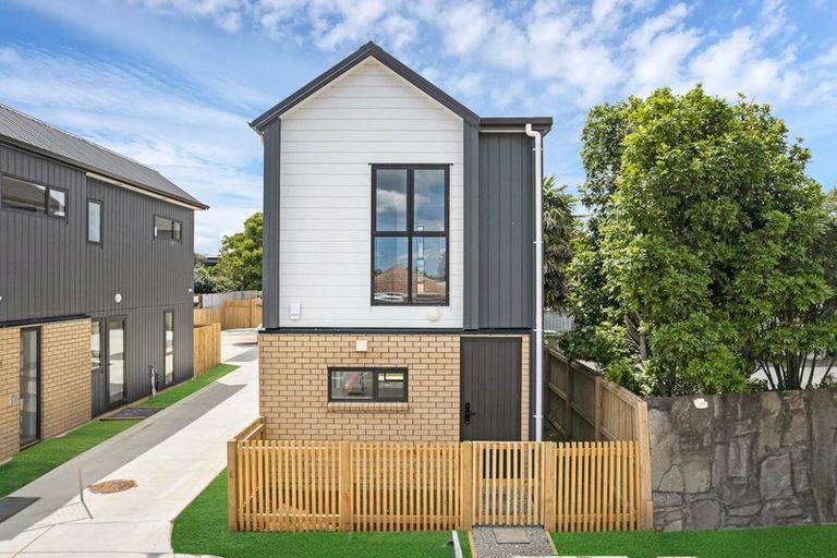 Photo of property in 1/163 Russell Road, Manurewa, Auckland, 2102