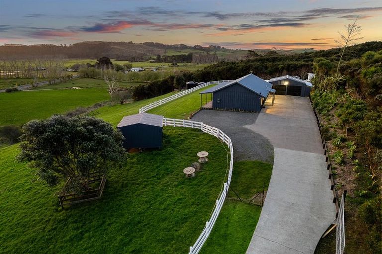 Photo of property in 2708 Kaipara Coast Highway, Glorit, Warkworth, 0984