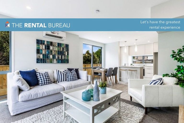 Photo of property in 2/51 Wharf Road, Te Atatu Peninsula, Auckland, 0610