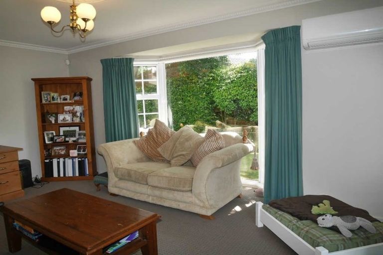 Photo of property in 34 Awanui Drive, Waikanae, 5036