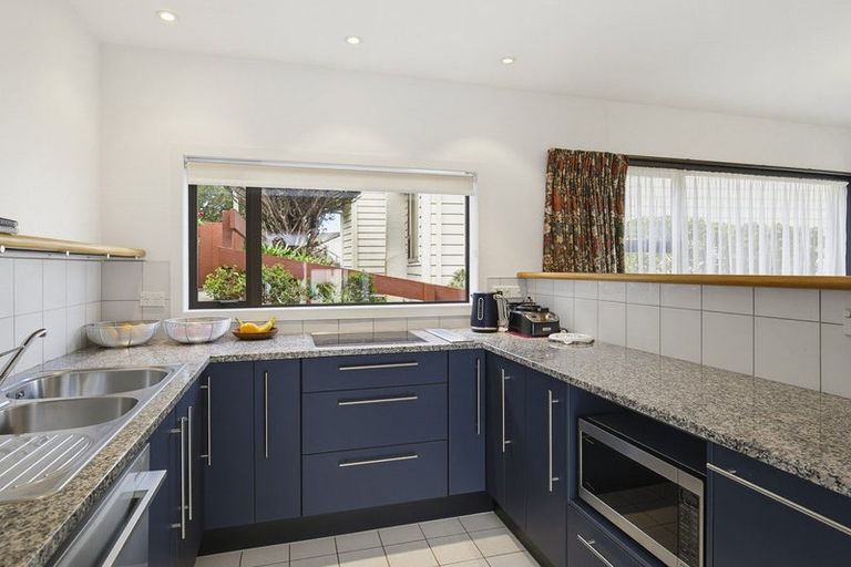 Photo of property in 68a Rama Crescent, Khandallah, Wellington, 6035