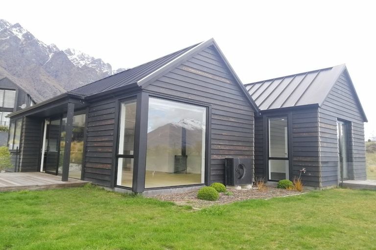 Photo of property in 17 Mckenzies Shute, Jacks Point, Queenstown, 9371