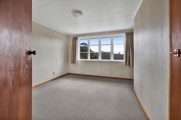 Photo of property in 32b Seaview Road, Marfell, New Plymouth, 4310