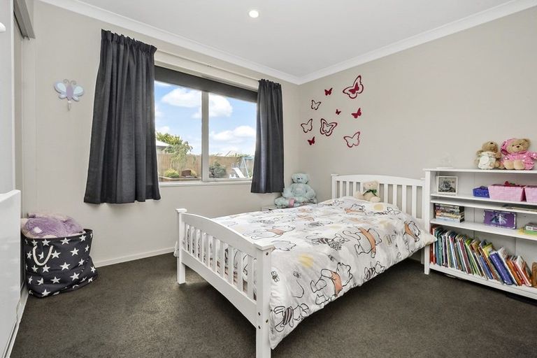 Photo of property in 13 Bradbury Avenue, Rolleston, 7614