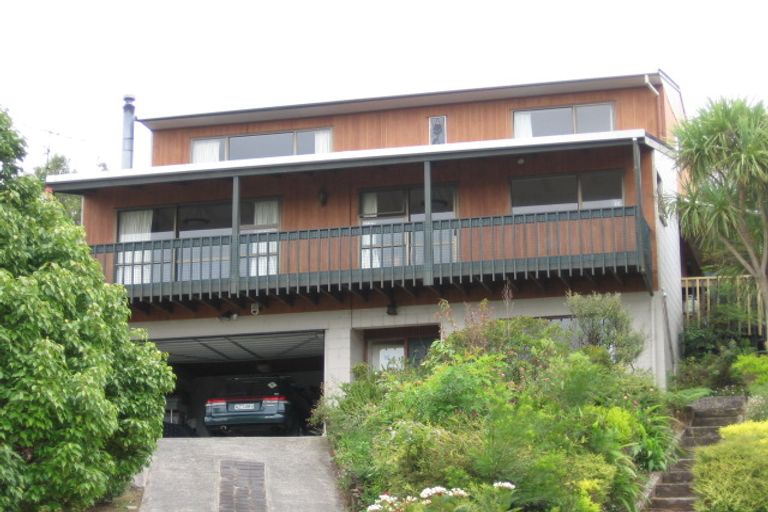 Photo of property in 77 Rosecamp Road, Beach Haven, Auckland, 0626