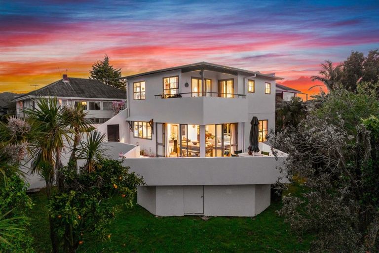 Photo of property in 87 Glengarry Road, Glen Eden, Auckland, 0602