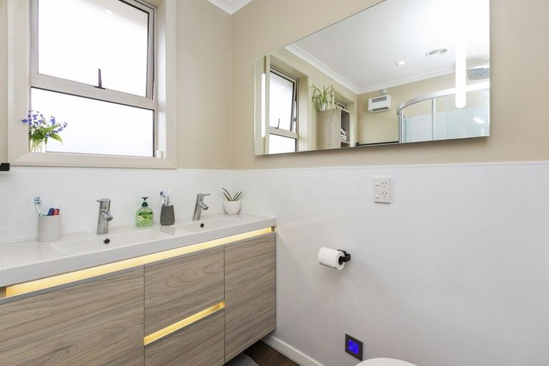 Photo of property in 11 Balmain Street, Halfway Bush, Dunedin, 9010