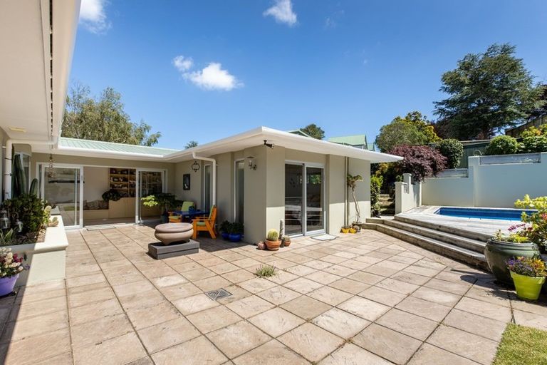 Photo of property in 172a Mangorei Road, Merrilands, New Plymouth, 4312