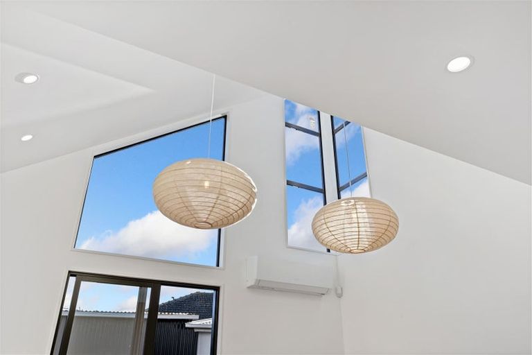 Photo of property in 4a Howe Street, New Brighton, Christchurch, 8083