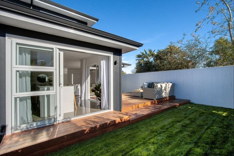 Photo of property in 121a Te Mata Road, Havelock North, 4130