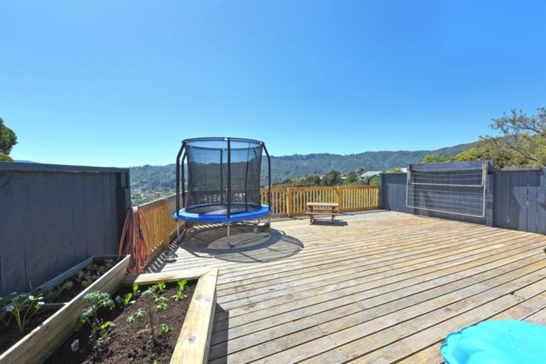 Photo of property in 13 Fenchurch Grove, Stokes Valley, Lower Hutt, 5019