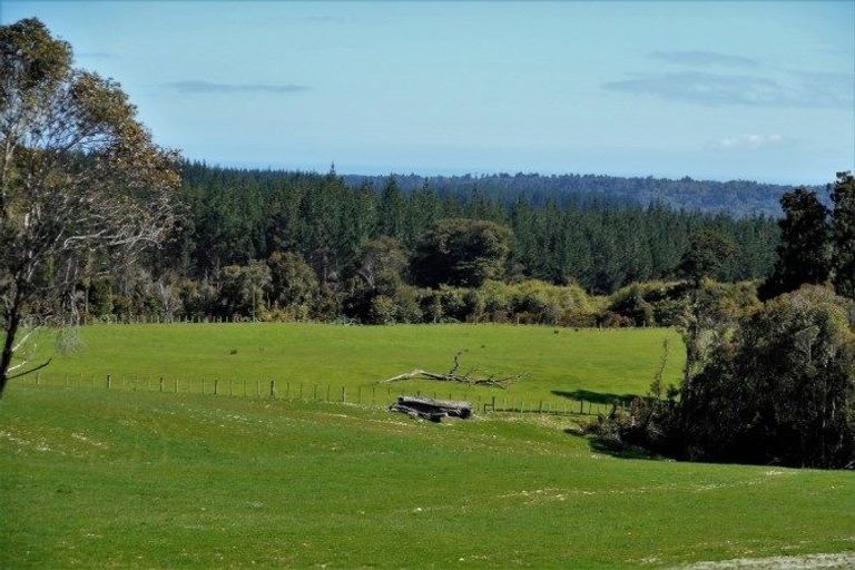 Photo of property in 658 Rutherglen Road, Marsden, Greymouth, 7872