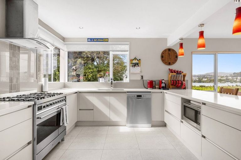 Photo of property in 32 Penryn Drive, Camborne, Porirua, 5026