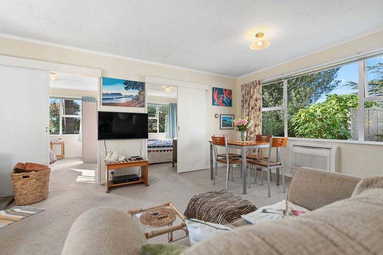 Photo of property in 203 Parkhurst Road, Parakai, 0830