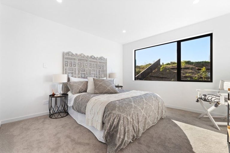 Photo of property in 183 Te Oneroa Way, Long Bay, Auckland, 0630