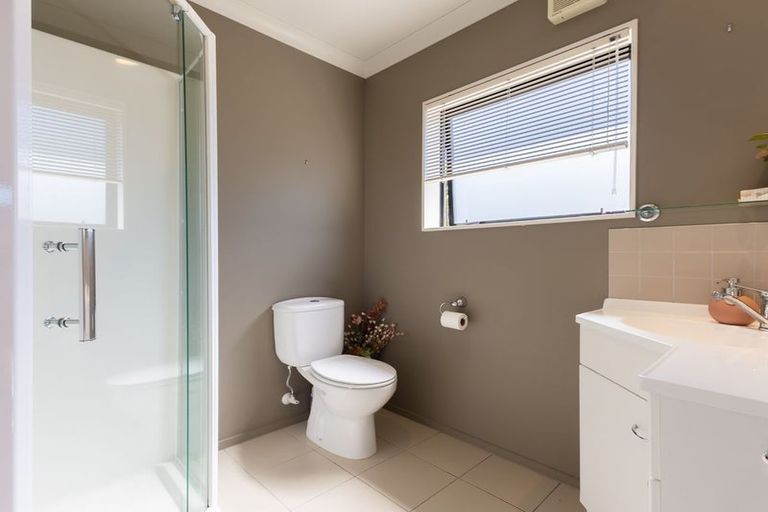 Photo of property in 7 Central Park, Paraparaumu Beach, Paraparaumu, 5032