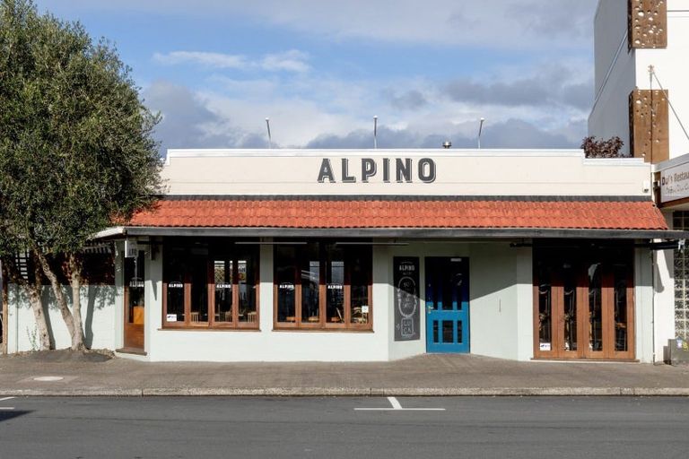 Photo of property in Vivaldi Apartments, 7/48 Marine Parade, Mount Maunganui, 3116