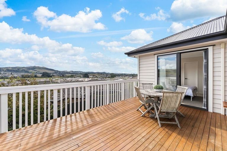 Photo of property in 12 Moyle Street, Pokeno, 2402