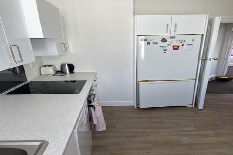 Photo of property in 31 Hobson Crescent, Thorndon, Wellington, 6011