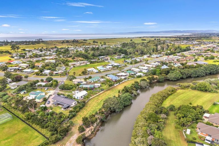 Photo of property in 16 Tamure Place, Ruakaka, 0116