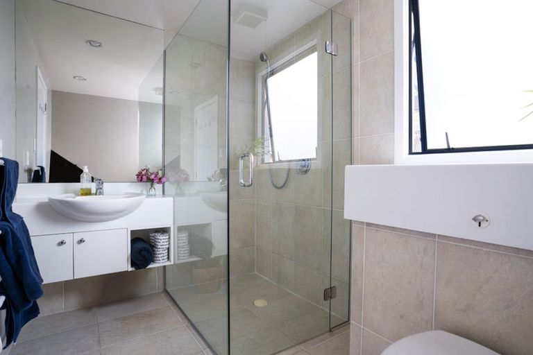 Photo of property in 43 Strowan Road, Strowan, Christchurch, 8052