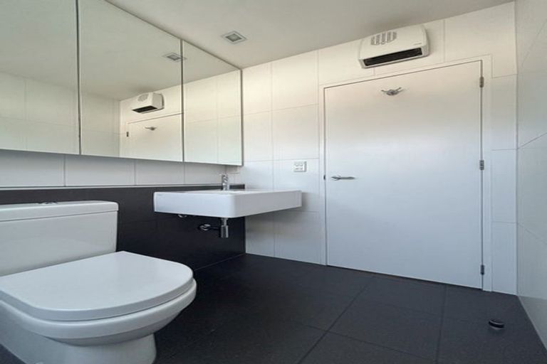 Photo of property in 5 Champion Street, Edgeware, Christchurch, 8013