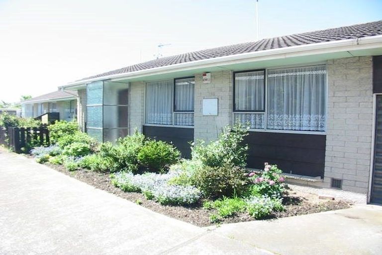 Photo of property in 2/29 Fairfield Avenue, Addington, Christchurch, 8024