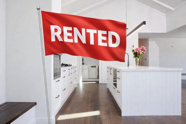 Photo of property in 50 Wairoa Road, Narrow Neck, Auckland, 0624