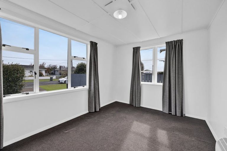 Photo of property in 12-14 Dixon Avenue, Hawera, 4610