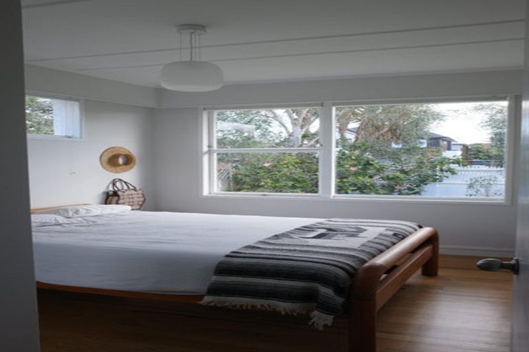 Photo of property in 3/24 Hattaway Avenue, Bucklands Beach, Auckland, 2012