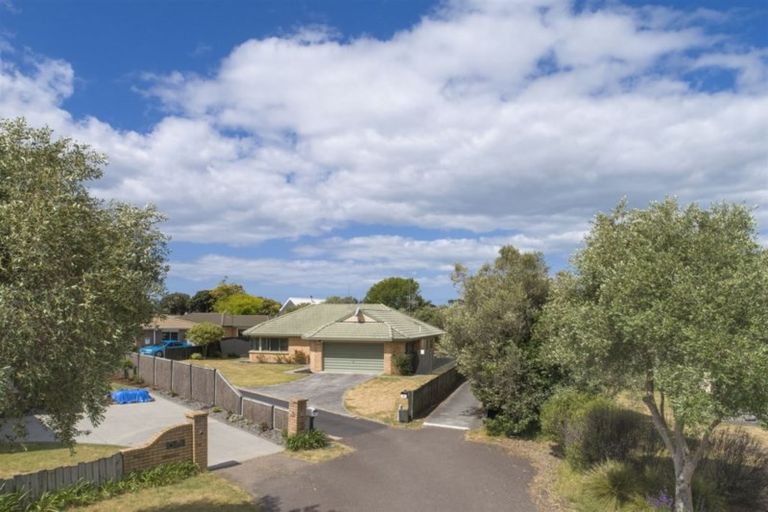 Photo of property in 61 Olympus Grove, Papamoa Beach, Papamoa, 3118