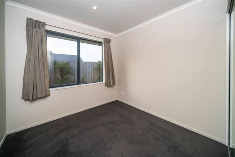 Photo of property in 27 Merrilees Place, Linwood, Christchurch, 8062