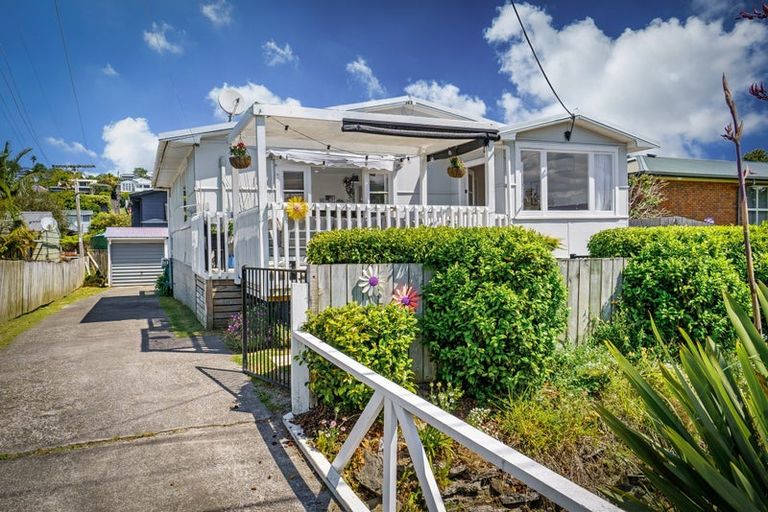 Photo of property in 113 Brightside Road, Stanmore Bay, Whangaparaoa, 0932