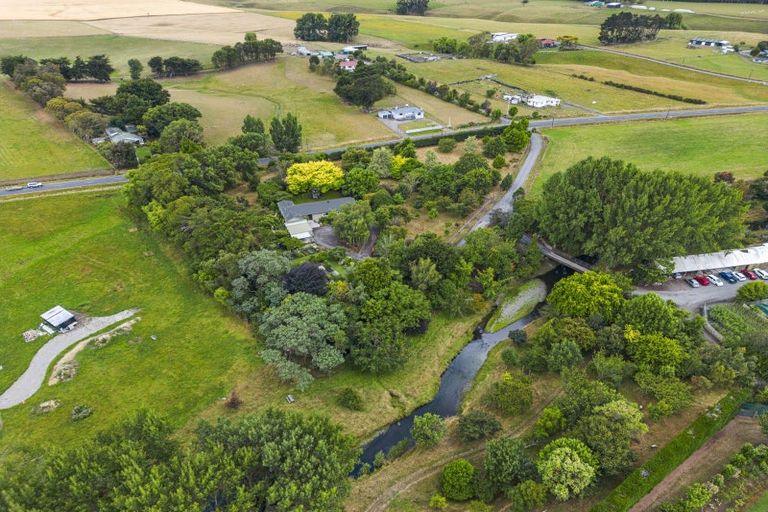 Photo of property in 483 Awahuri Feilding Road, Awahuri, Palmerston North, 4479