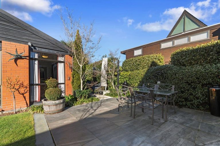 Photo of property in 2/62 Murray Place, St Albans, Christchurch, 8014