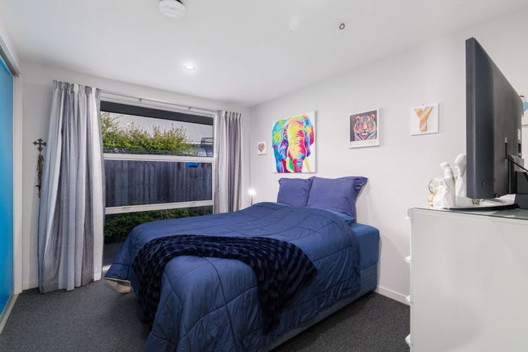 Photo of property in 33c Wilsons Road South, Saint Martins, Christchurch, 8022
