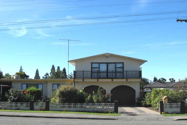 Photo of property in 67 Wilson Street, Geraldine, 7930