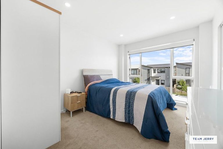 Photo of property in 14 Te Kaapia Road, Papakura, 2110