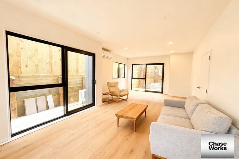 Photo of property in 56 Piringa Road, Pukekohe, 2120