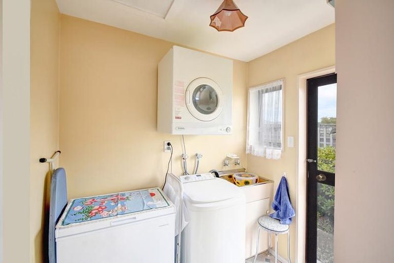 Photo of property in 2a Silverstream Drive, Mosgiel, 9024