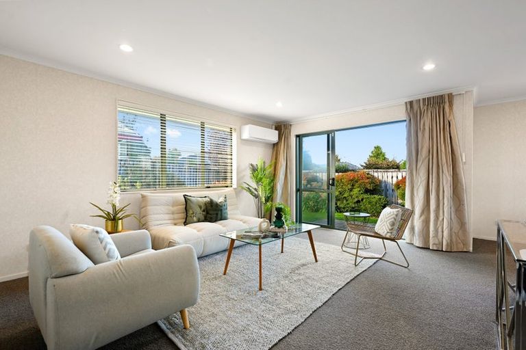 Photo of property in 10 Dorchester Place, Nawton, Hamilton, 3200