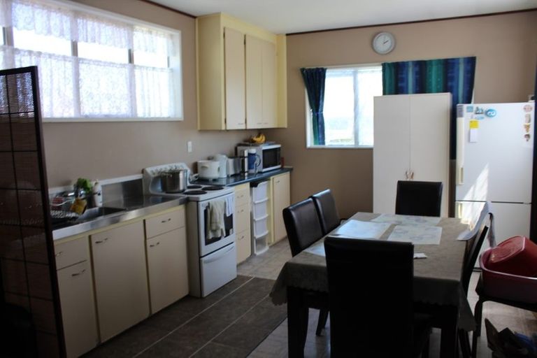 Photo of property in 18 Wesley Street, South Dunedin, Dunedin, 9012