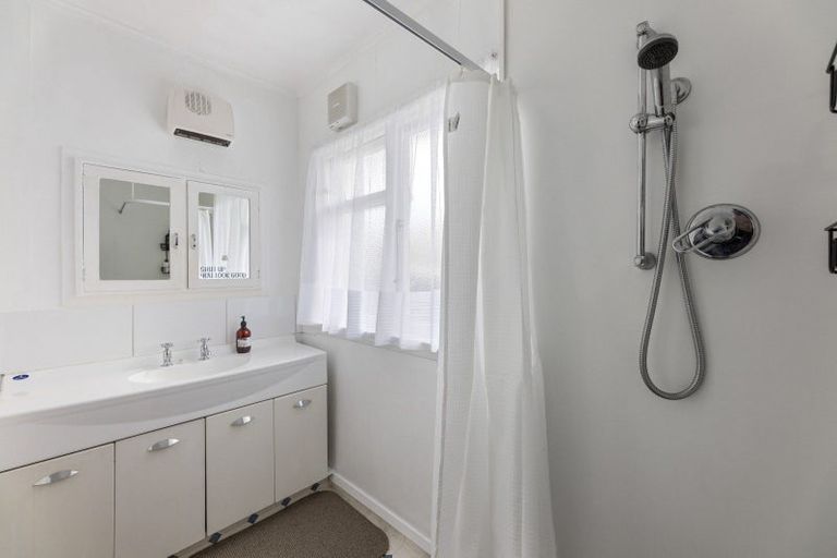 Photo of property in 5 Telfer Street, Balclutha, 9230